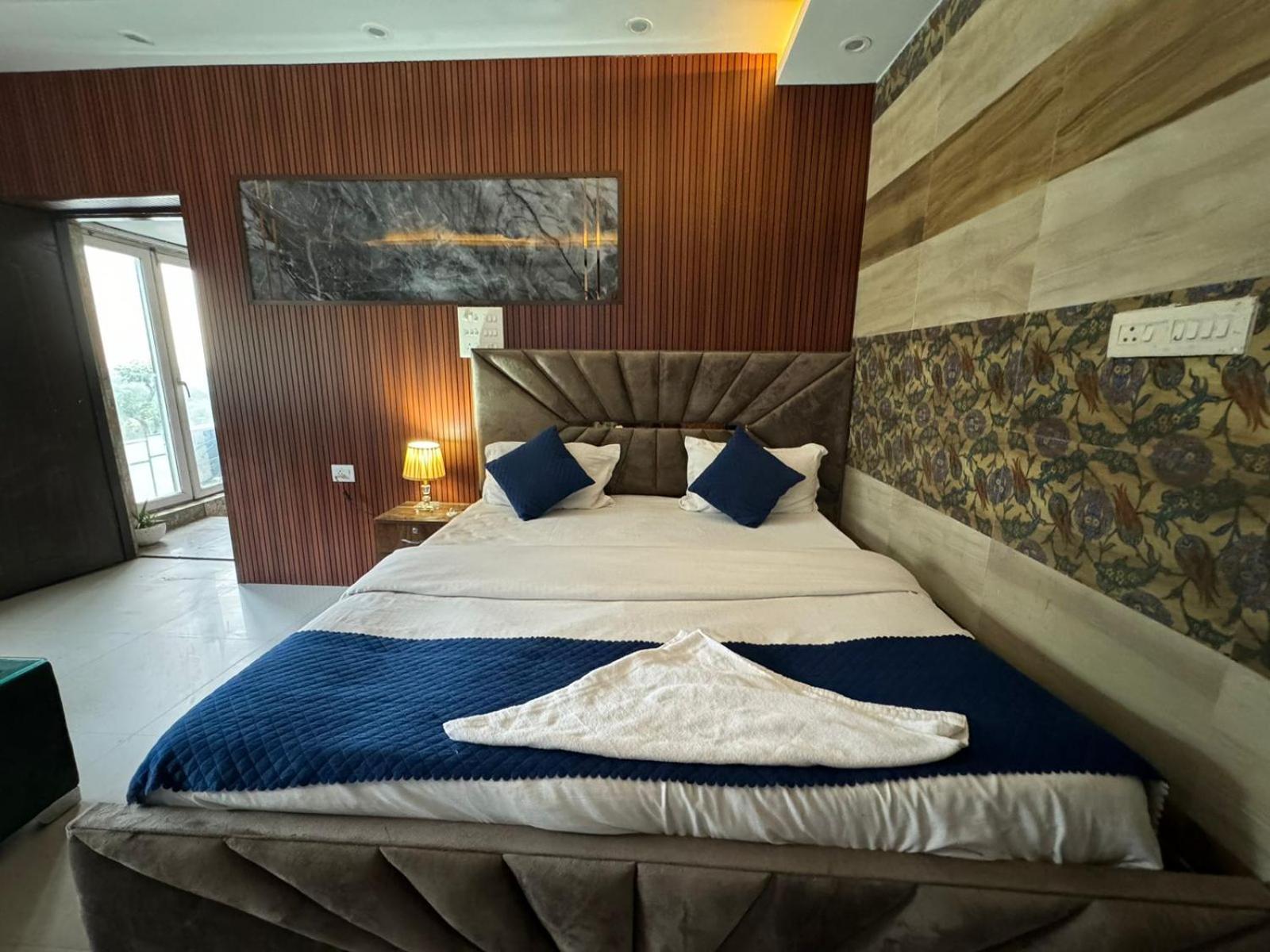 Hotel Dev Ganga Rishīkesh المظهر الخارجي الصورة