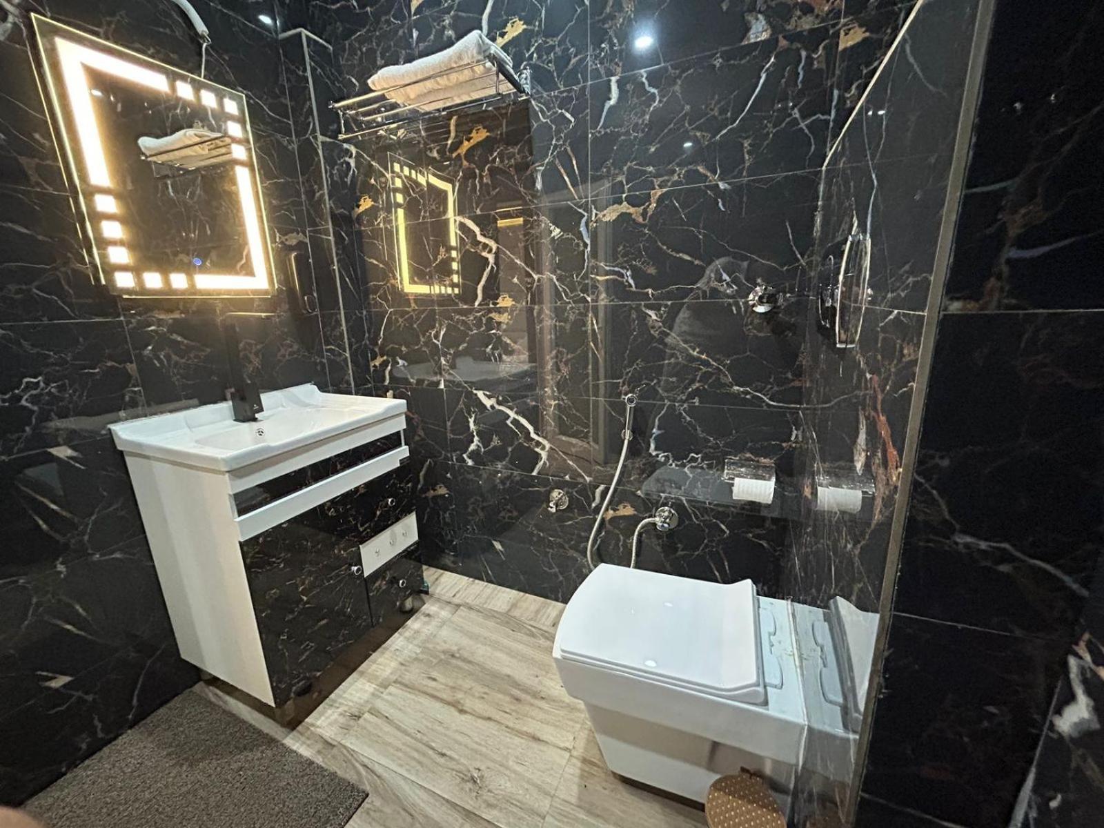 Hotel Dev Ganga Rishīkesh المظهر الخارجي الصورة