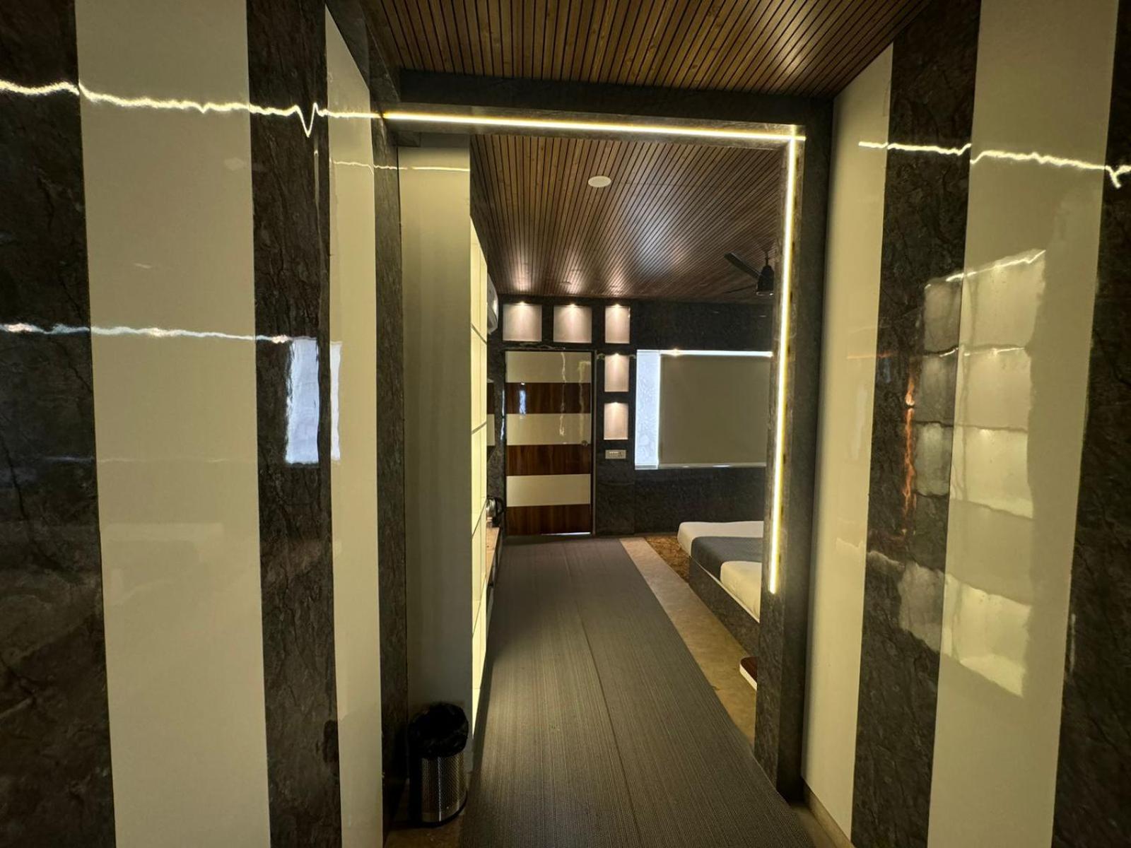 Hotel Dev Ganga Rishīkesh المظهر الخارجي الصورة